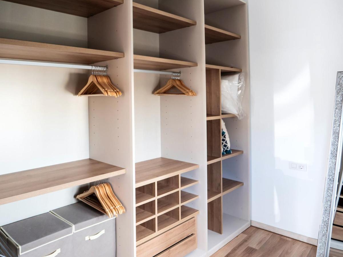 Comfortable House In Tias With Free Parking Exterior photo