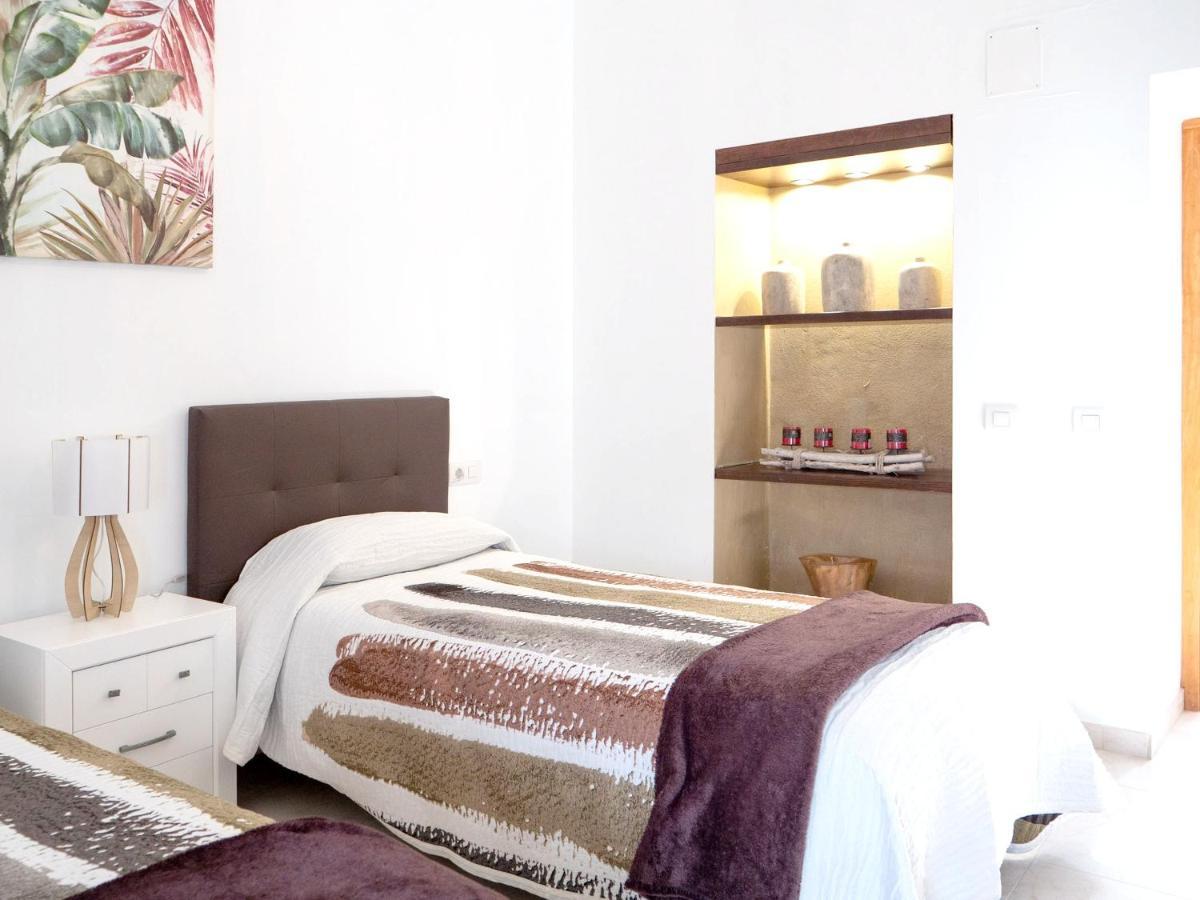 Comfortable House In Tias With Free Parking Exterior photo